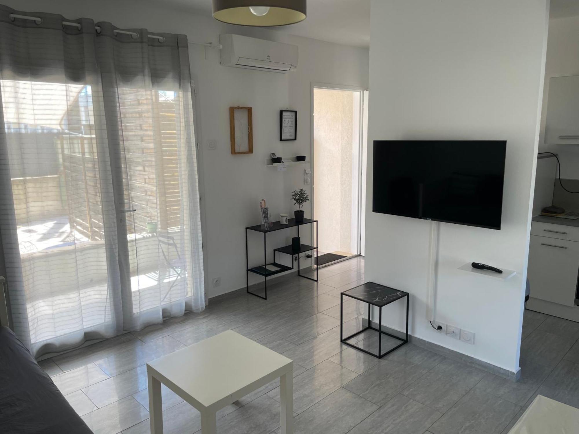 Appartement T2 Avec Terrasse Et Cour 카바용 외부 사진