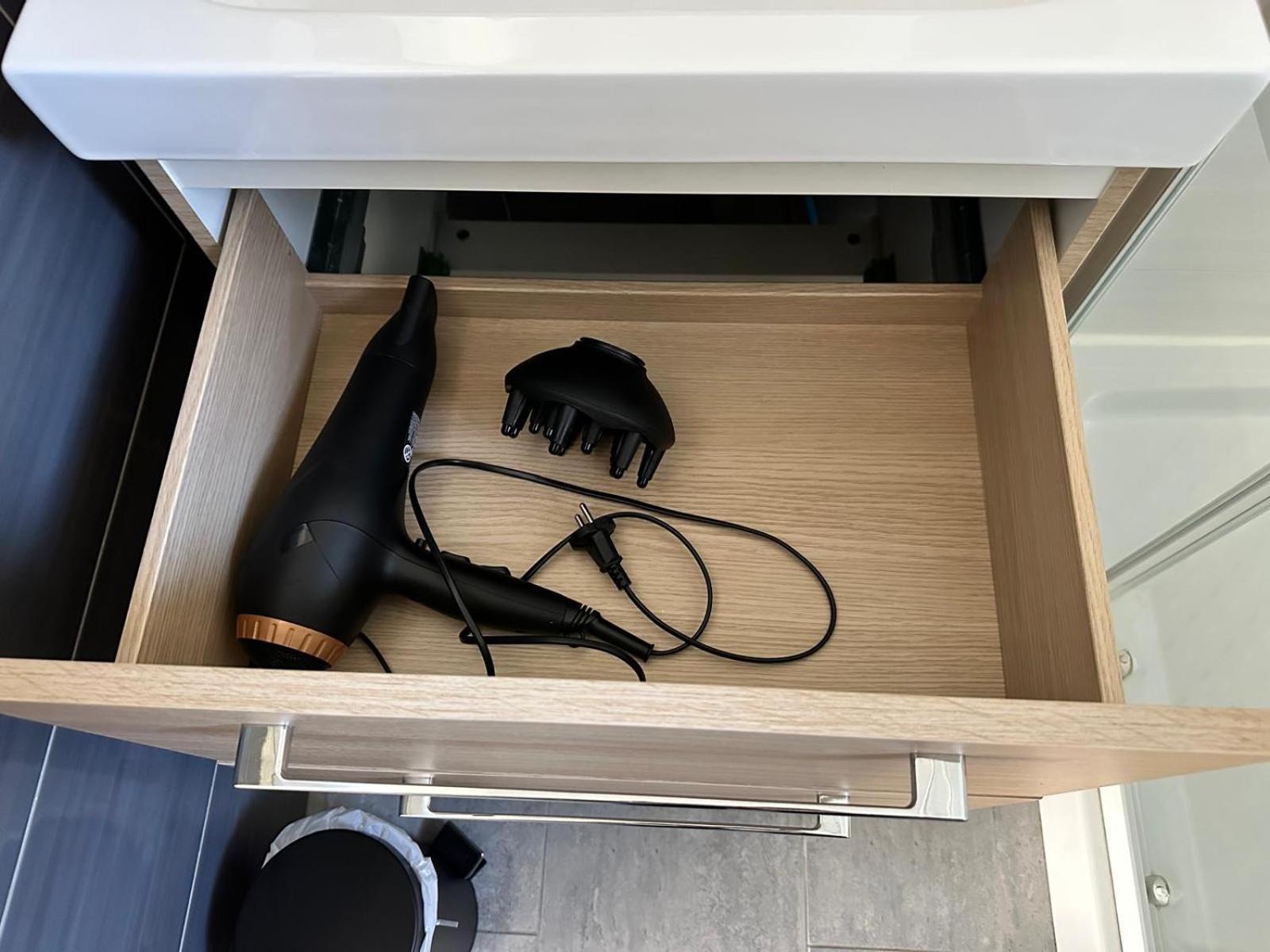 Appartement T2 Avec Terrasse Et Cour 카바용 외부 사진